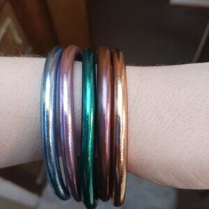 5 metallic jelly bracelets